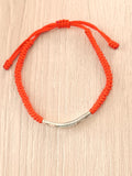 Pulsera de Protección Roja con detalle plateado