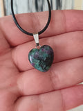 Collar piedra Zoisita - con cuero negro