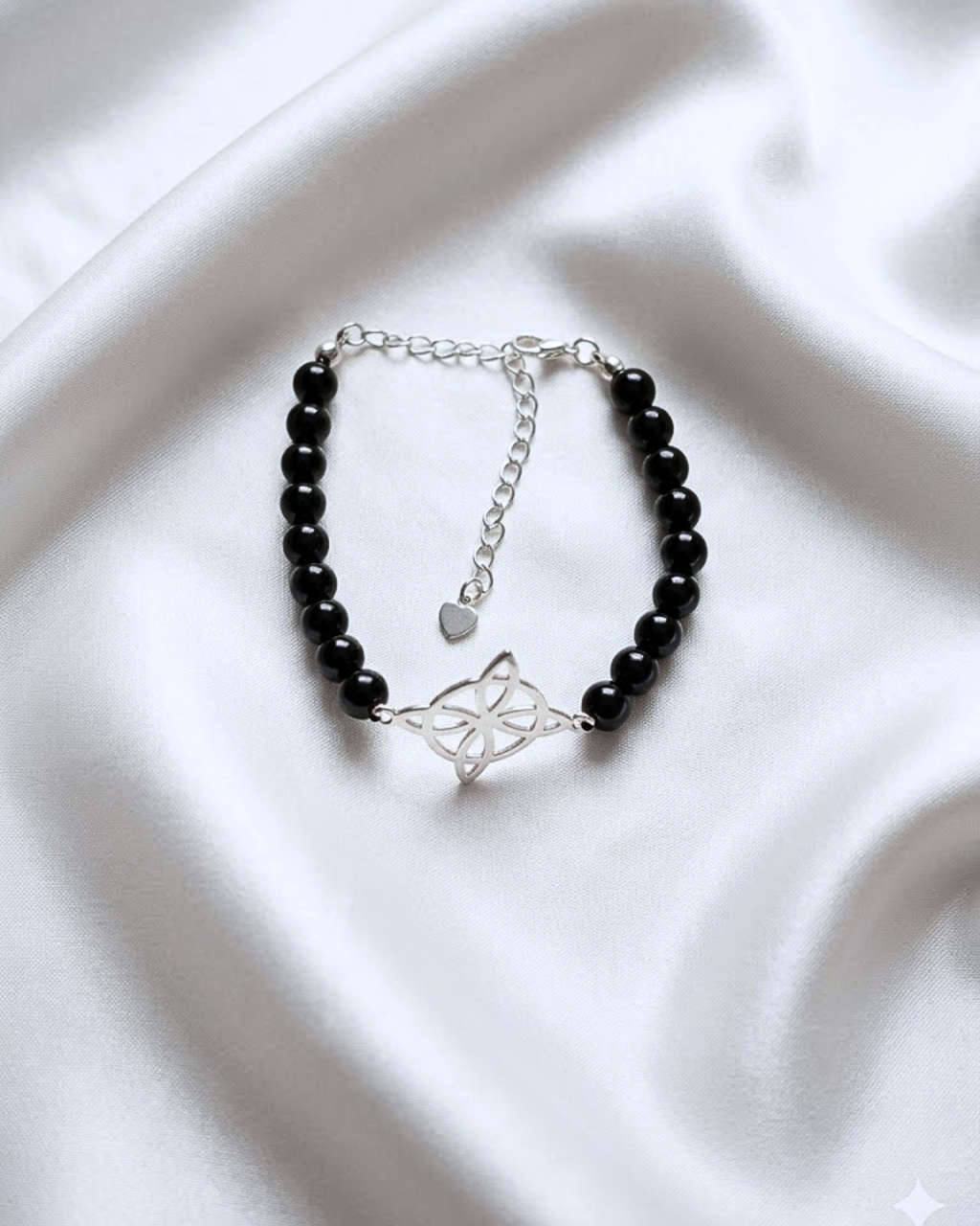 Pulsera protección de piedra turmalina y Nudo de bruja plata