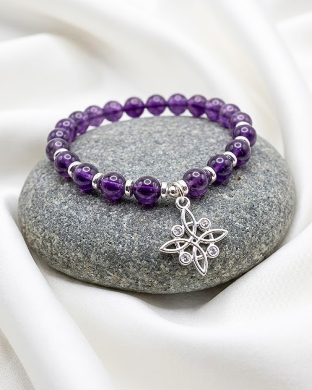 Pulsera intuición amatista y nudo de bruja plata