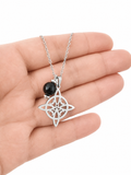 Collar de protección nudo de bruja y piedra turmalina