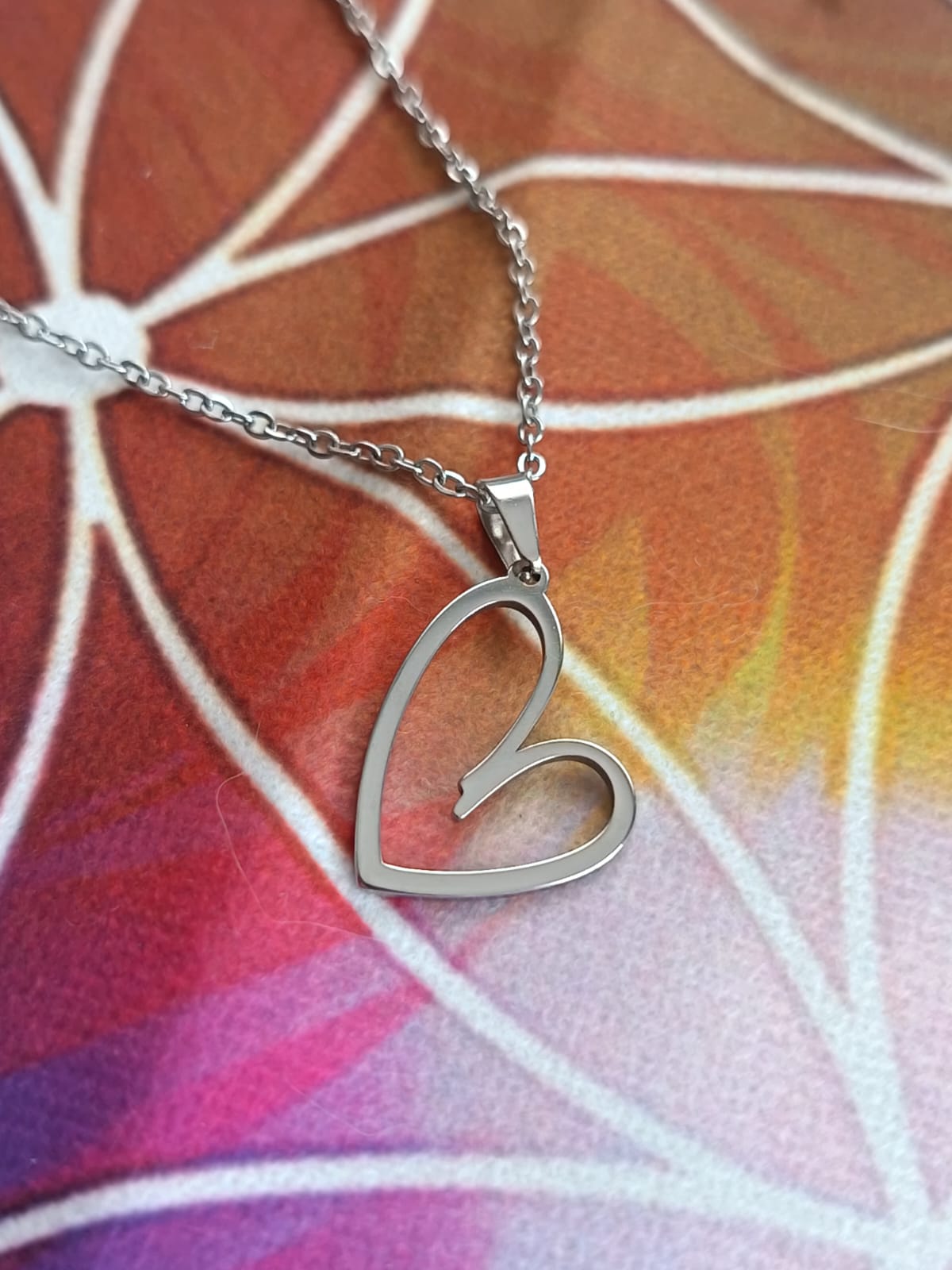 Collar amor con dije corazón - Acero plateado