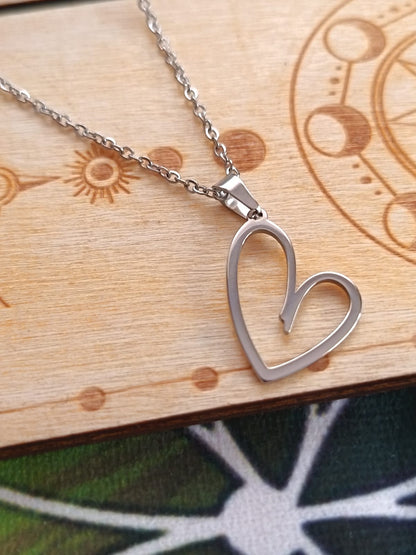 Collar amor con dije corazón - Acero plateado