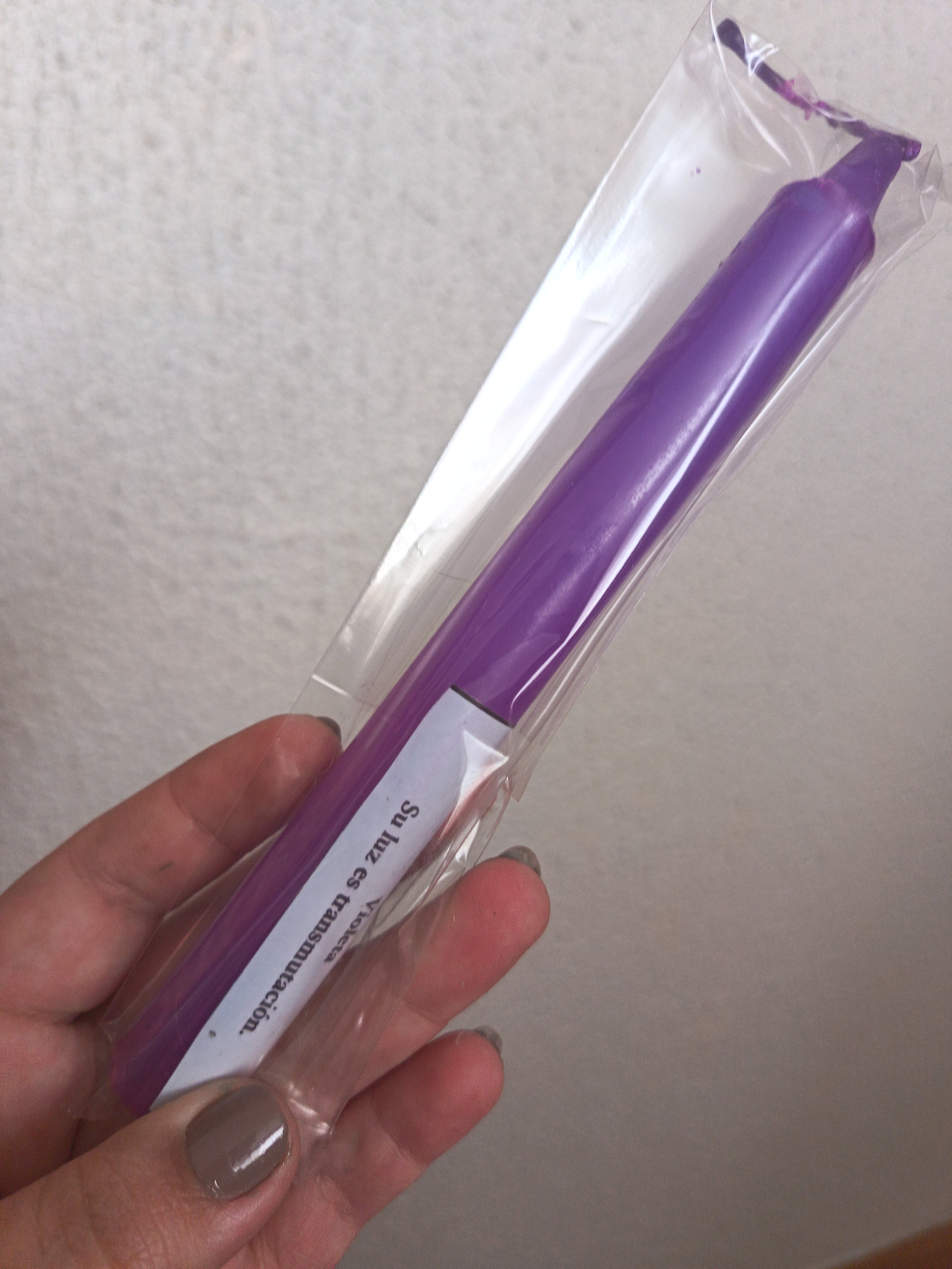 Vela violeta