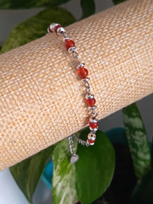 VITALIDAD Y ENFOQUE: PULSERA CORNALINA Y HEMATITA